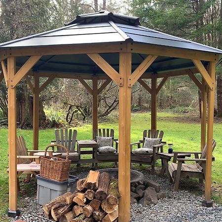 Mountain Meadows Inn & Chalet Suites Ashford Esterno foto