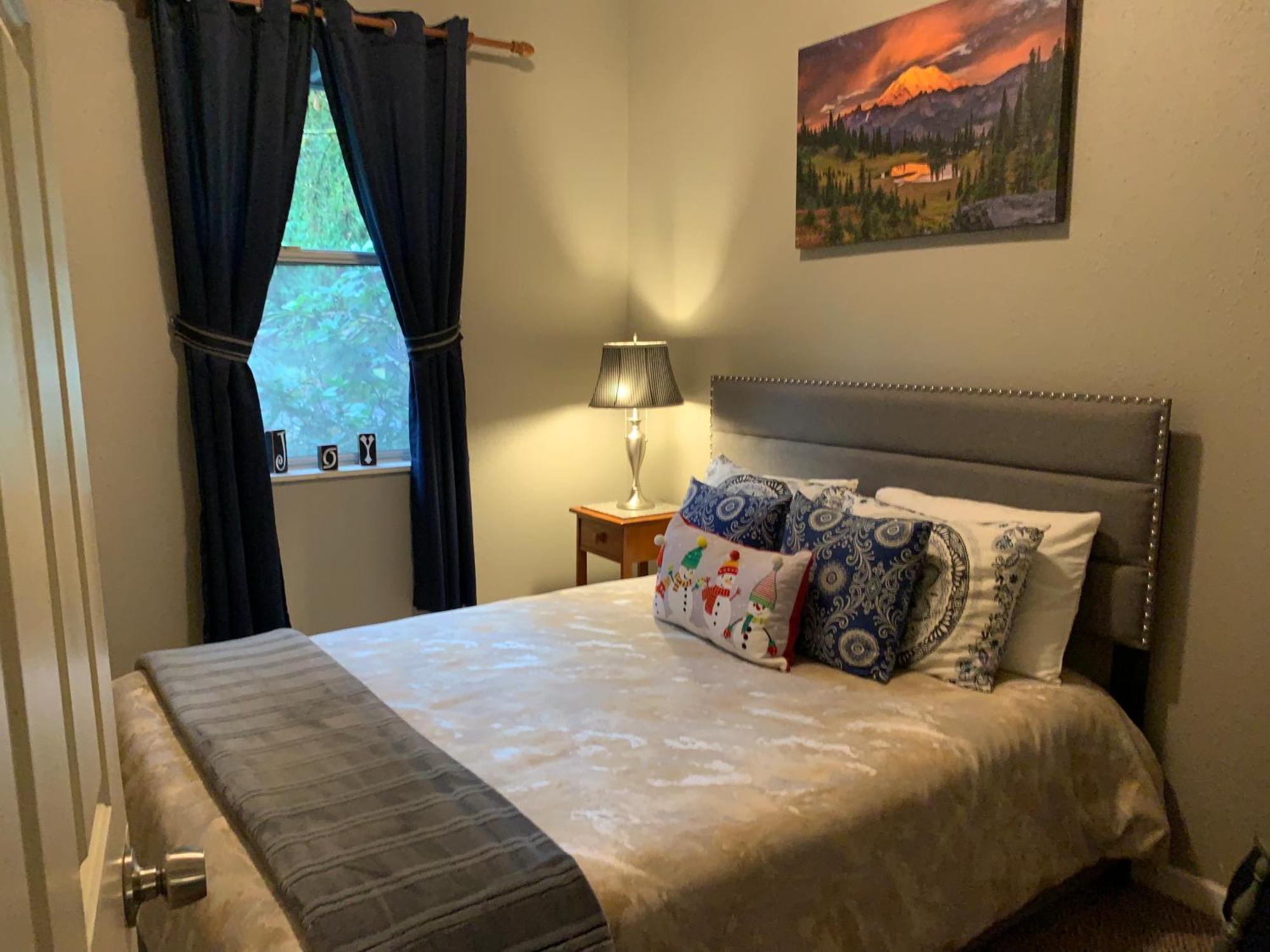 Mountain Meadows Inn & Chalet Suites Ashford Esterno foto