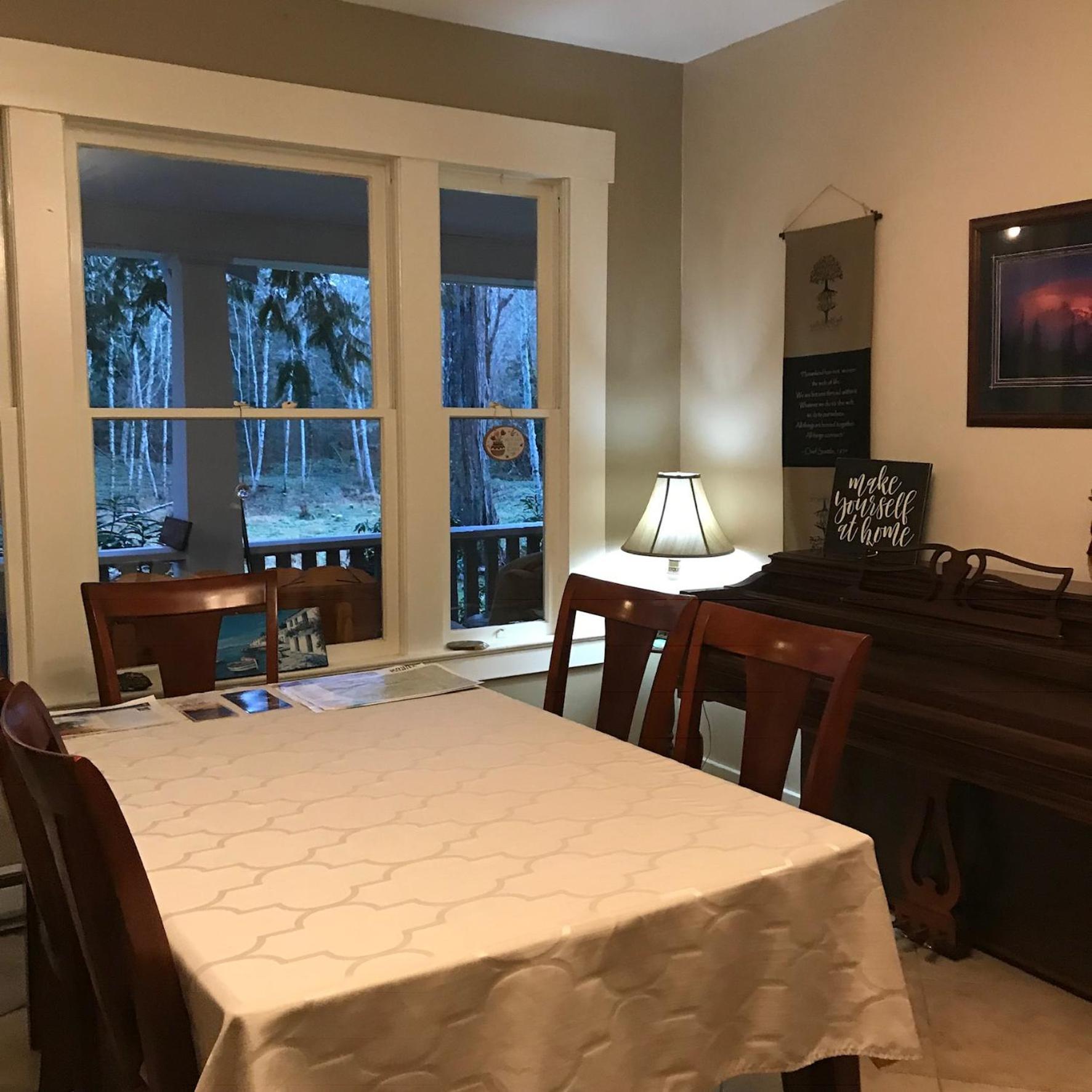 Mountain Meadows Inn & Chalet Suites Ashford Esterno foto
